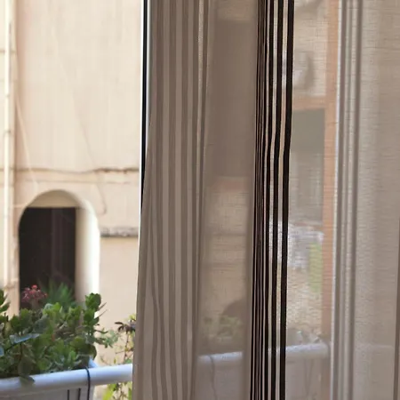 Archivio 32 Neapolitan Apartmán