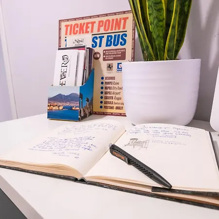 Archivio 32 Neapolitan