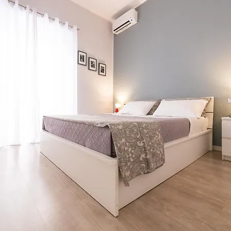 Archivio 32 Neapolitan Apartmán *